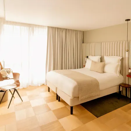 Pilgrim Hotel Paris