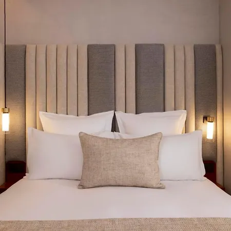 Pilgrim Hotel 4*