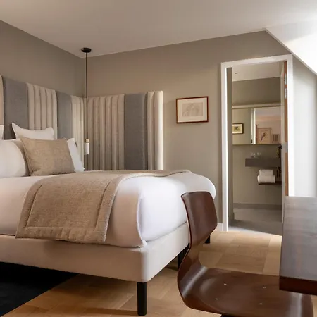 Hotel Pilgrim Paris